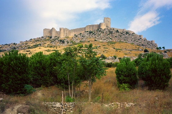 Outcrop and fortress of Yılan