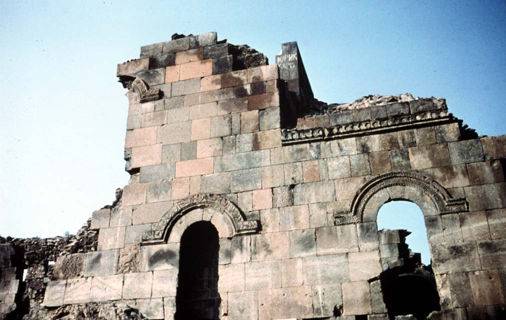 Ptghni Exterior, North Wall